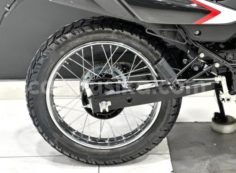 Big with watermark honda xr matabeleland south beitbridge 38037