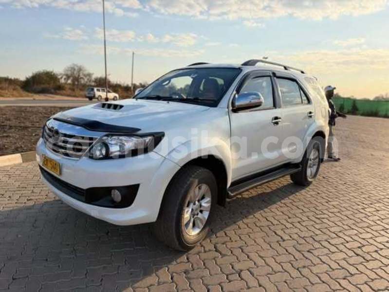 Big with watermark toyota fortuner harare harare 38042