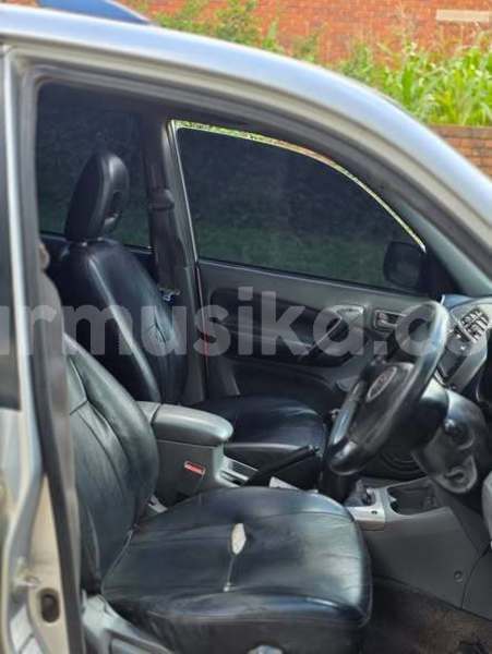 Big with watermark toyota rav4 harare avondale 38051