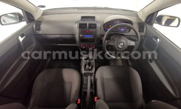 Acheter Occasion Voiture Volkswagen Polo Gris à Beitbridge, Matabeleland South Acheter Occasion Voiture Volkswagen Polo Gris à Beitbridge, Matabeleland South