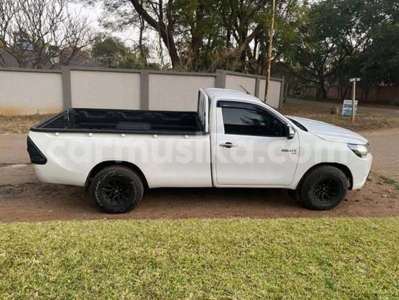 Big with watermark toyota hilux harare harare 38053