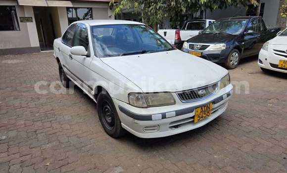 Buy Used Nissan Sunny White Car in Harare in Harare Buy Used Nissan Sunny White Car in Harare in Harare