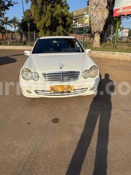 Big with watermark mercedes benz c class harare dzivarasekwa 38083