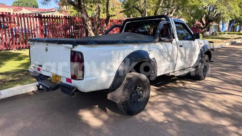 Big with watermark nissan np 300 bulawayo bulawayo 38087