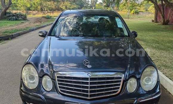 Buy Used Mercedes‒Benz E–Class Black Car in Harare in Harare