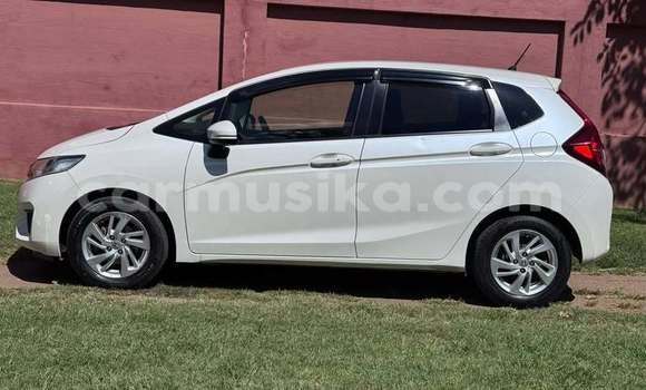 Buy Used Honda Fit White Car in Harare in Harare