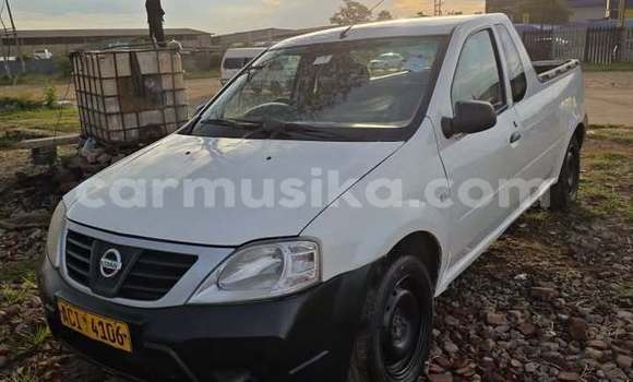 Buy Used Nissan NP 300 White Car in Harare in Harare Buy Used Nissan NP 300 White Car in Harare in Harare