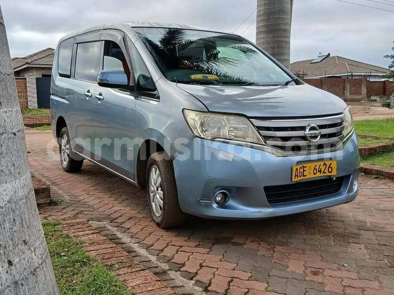 Big with watermark nissan serena mashonaland west chegutu 38105