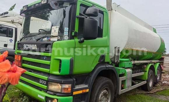 Buy Used Scania R420 Green Truck in Avondale in Harare