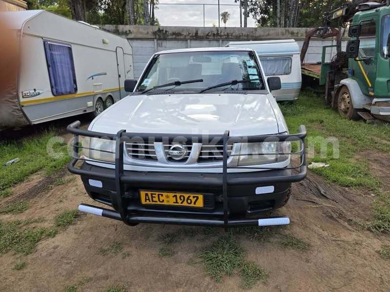 Big with watermark nissan hardbody harare borrowdale 38110