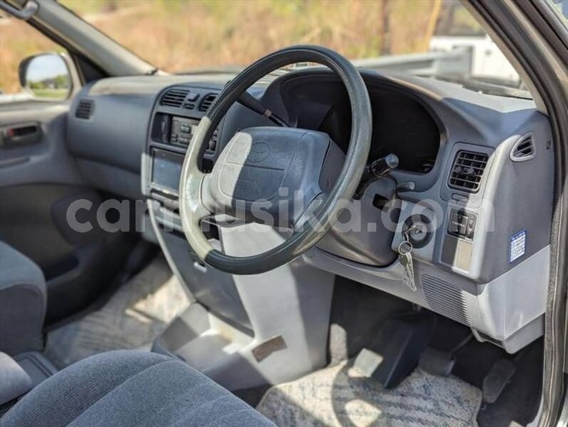 Big with watermark toyota granvia matabeleland south beitbridge 38111