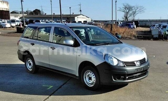 Buy Used Nissan AD Silver Car in Beitbridge in Matabeleland South