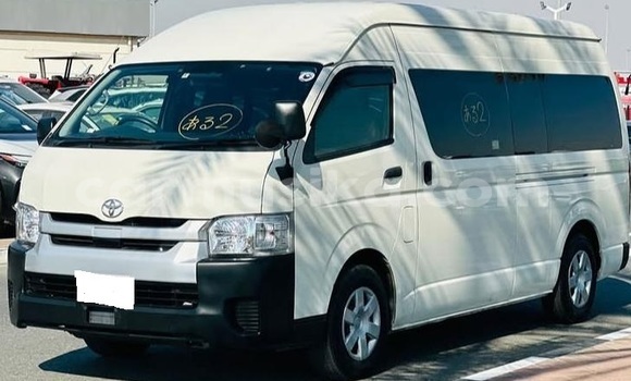 Buy Used Toyota Hiace White Car in Harare in Harare