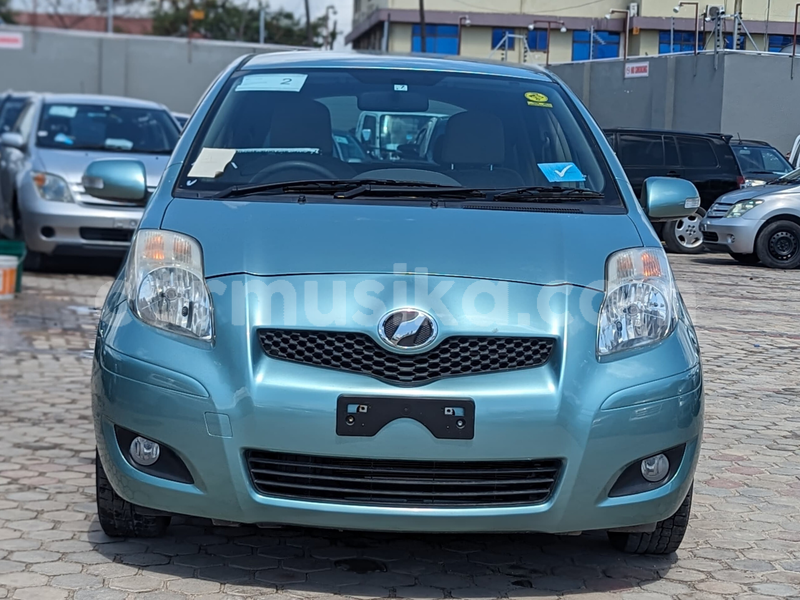 Big with watermark toyota vitz matabeleland south beitbridge 38118