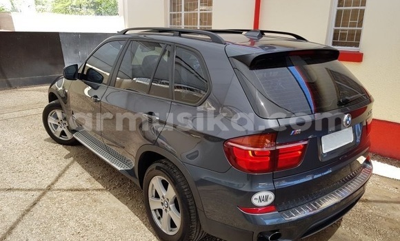 Tenga Tsaru BMW X5 Zvimwe Mota in Beitbridge in Matabeleland South Tenga Tsaru BMW X5 Zvimwe Mota in Beitbridge in Matabeleland South