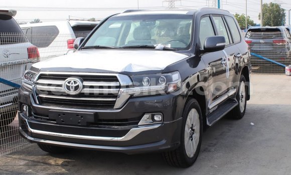 Tenga Imported Toyota Land Cruiser Zvimwe Mota in Import - Dubai in Harare Tenga Imported Toyota Land Cruiser Zvimwe Mota in Import - Dubai in Harare