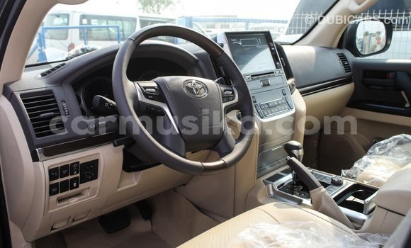 Tenga Imported Toyota Land Cruiser Zvimwe Mota in Import - Dubai in Harare Tenga Imported Toyota Land Cruiser Zvimwe Mota in Import - Dubai in Harare