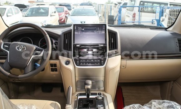Tenga Imported Toyota Land Cruiser Zvimwe Mota in Import - Dubai in Harare Tenga Imported Toyota Land Cruiser Zvimwe Mota in Import - Dubai in Harare