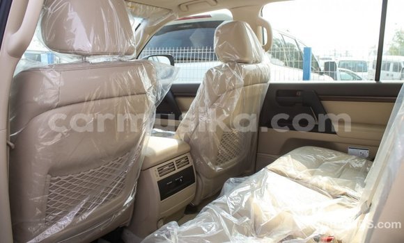 Tenga Imported Toyota Land Cruiser Zvimwe Mota in Import - Dubai in Harare Tenga Imported Toyota Land Cruiser Zvimwe Mota in Import - Dubai in Harare