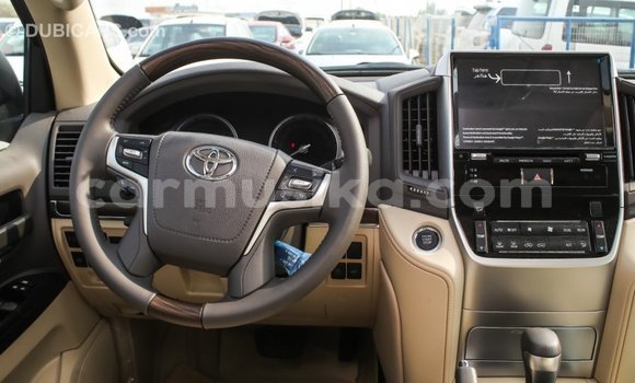 Tenga Imported Toyota Land Cruiser Zvimwe Mota in Import - Dubai in Harare Tenga Imported Toyota Land Cruiser Zvimwe Mota in Import - Dubai in Harare