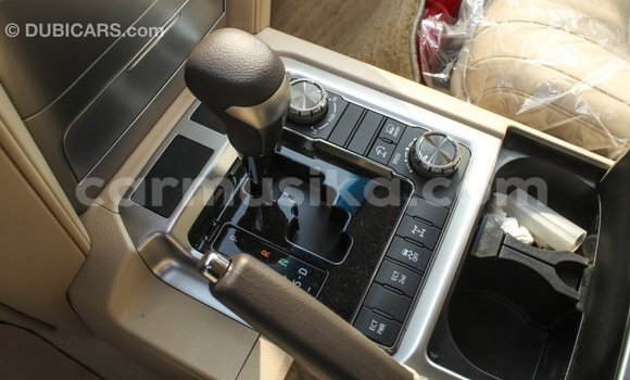 Tenga Imported Toyota Land Cruiser Zvimwe Mota in Import - Dubai in Harare Tenga Imported Toyota Land Cruiser Zvimwe Mota in Import - Dubai in Harare