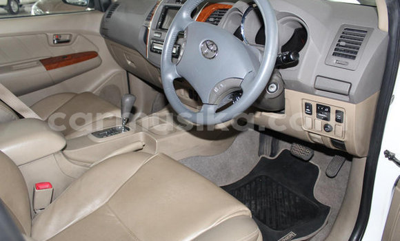 Tenga Tsaru Toyota Fortuner Chena Mota in Beitbridge in Matabeleland South Tenga Tsaru Toyota Fortuner Chena Mota in Beitbridge in Matabeleland South