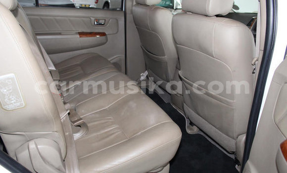 Tenga Tsaru Toyota Fortuner Chena Mota in Beitbridge in Matabeleland South Tenga Tsaru Toyota Fortuner Chena Mota in Beitbridge in Matabeleland South