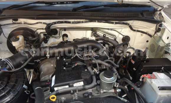 Acheter Occasion Voiture Toyota Hilux Blanc à Beitbridge, Matabeleland South Acheter Occasion Voiture Toyota Hilux Blanc à Beitbridge, Matabeleland South