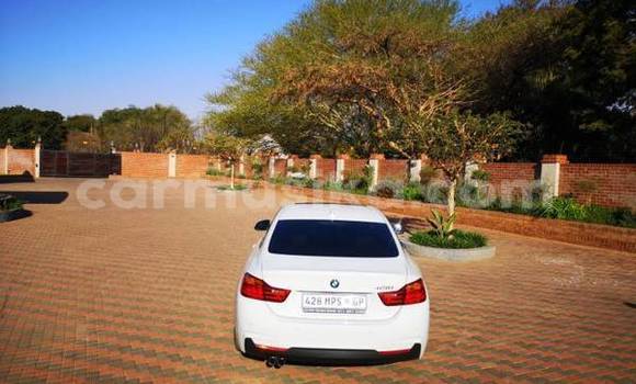Buy Used BMW 3–Series White Car in Beitbridge in Matabeleland South Buy Used BMW 3–Series White Car in Beitbridge in Matabeleland South