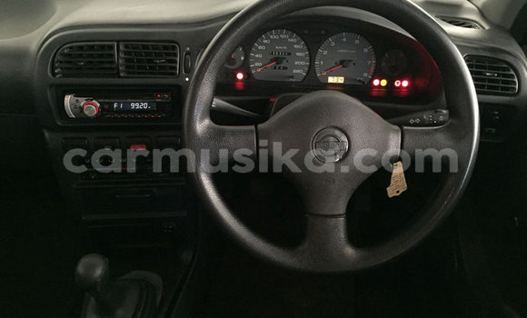 Acheter Occasion Voiture Nissan Sentra Bleu à Beitbridge, Matabeleland South Acheter Occasion Voiture Nissan Sentra Bleu à Beitbridge, Matabeleland South