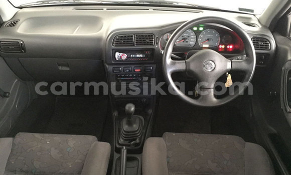 Acheter Occasion Voiture Nissan Sentra Bleu à Beitbridge, Matabeleland South Acheter Occasion Voiture Nissan Sentra Bleu à Beitbridge, Matabeleland South