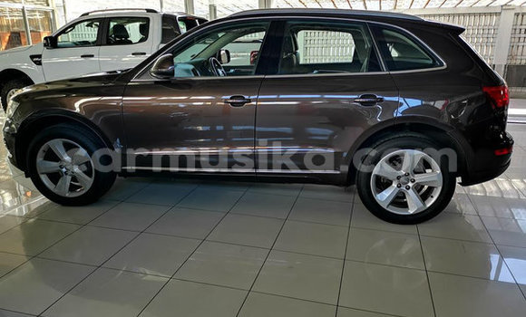 Nunua Ilio tumika Audi Q5 Nyingine Gari ndani ya Beitbridge nchini Matabeleland Kusini Nunua Ilio tumika Audi Q5 Nyingine Gari ndani ya Beitbridge nchini Matabeleland Kusini