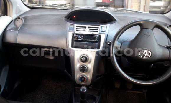 Tenga Tsaru Toyota Yaris Bhuruu Mota in Beitbridge in Matabeleland South Tenga Tsaru Toyota Yaris Bhuruu Mota in Beitbridge in Matabeleland South