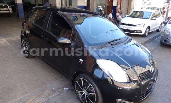 Acheter Occasion Voiture Toyota Yaris Noir à Beitbridge, Matabeleland South Acheter Occasion Voiture Toyota Yaris Noir à Beitbridge, Matabeleland South