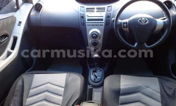 Acheter Occasion Voiture Toyota Yaris Noir à Beitbridge, Matabeleland South Acheter Occasion Voiture Toyota Yaris Noir à Beitbridge, Matabeleland South