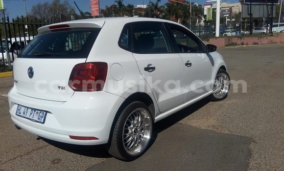 Tenga Tsaru Volkswagen Polo Chena Mota in Beitbridge in Matabeleland South Tenga Tsaru Volkswagen Polo Chena Mota in Beitbridge in Matabeleland South