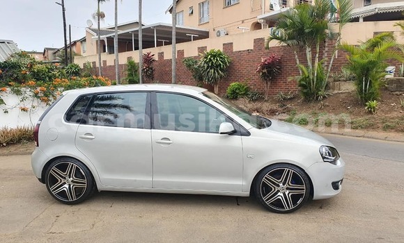 Buy Used Volkswagen Polo Silver Car in Beitbridge in Matabeleland South Buy Used Volkswagen Polo Silver Car in Beitbridge in Matabeleland South