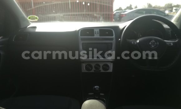 Acheter Occasion Voiture Volkswagen Polo Gris à Beitbridge, Matabeleland South Acheter Occasion Voiture Volkswagen Polo Gris à Beitbridge, Matabeleland South