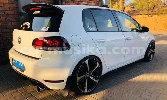 Tenga Tsaru Volkswagen Golf GTI Chena Mota in Harare in Harare Tenga Tsaru Volkswagen Golf GTI Chena Mota in Harare in Harare
