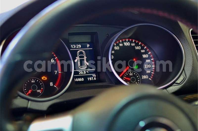 Big with watermark vw golf id 64414298 type main