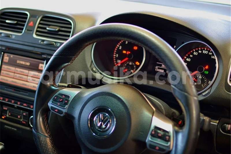 Big with watermark vw golf id 64414304 type main