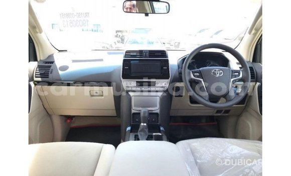 Tenga Imported Toyota Prado Bhurawuni Mota in Import - Dubai in Harare Tenga Imported Toyota Prado Bhurawuni Mota in Import - Dubai in Harare