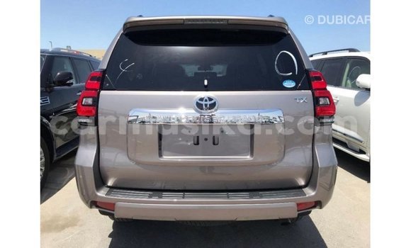 Tenga Imported Toyota Prado Bhurawuni Mota in Import - Dubai in Harare Tenga Imported Toyota Prado Bhurawuni Mota in Import - Dubai in Harare