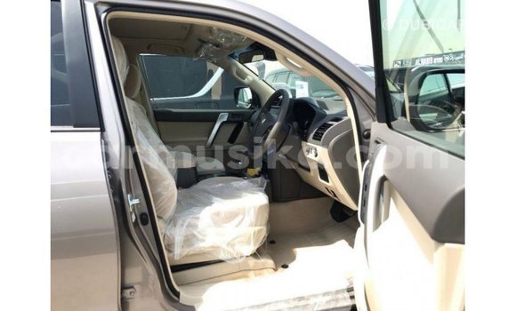Nunua Imported Toyota Prado Brown Gari ndani ya Import - Dubai nchini Harare Nunua Imported Toyota Prado Brown Gari ndani ya Import - Dubai nchini Harare