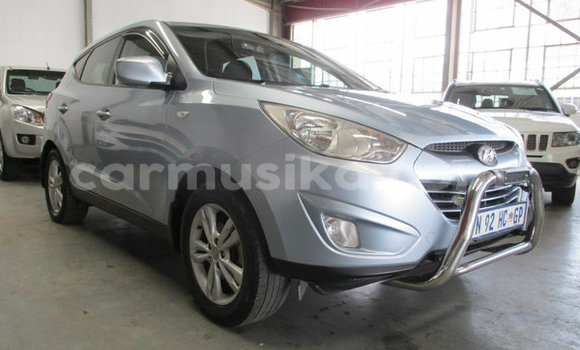 Acheter Occasion Voiture Hyundai ix35 Bleu à Beitbridge, Matabeleland South Acheter Occasion Voiture Hyundai ix35 Bleu à Beitbridge, Matabeleland South