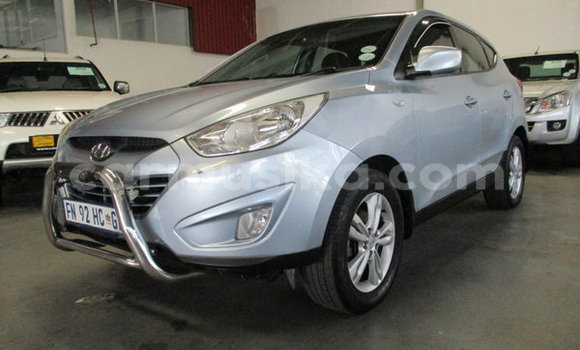 Acheter Occasion Voiture Hyundai ix35 Bleu à Beitbridge, Matabeleland South Acheter Occasion Voiture Hyundai ix35 Bleu à Beitbridge, Matabeleland South