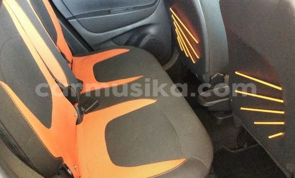 Acheter Occasion Voiture Reliant Scimitar Sabre Autre à Beitbridge, Matabeleland South Acheter Occasion Voiture Reliant Scimitar Sabre Autre à Beitbridge, Matabeleland South