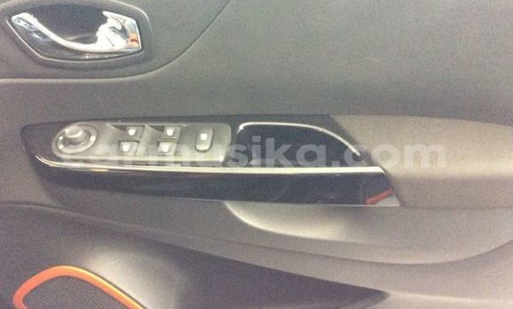 Acheter Occasion Voiture Reliant Scimitar Sabre Autre à Beitbridge, Matabeleland South Acheter Occasion Voiture Reliant Scimitar Sabre Autre à Beitbridge, Matabeleland South