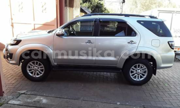 Buy Used Toyota Fortuner Silver Car in Harare in Harare Buy Used Toyota Fortuner Silver Car in Harare in Harare