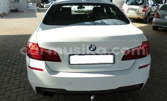 Acheter Occasion Voiture BMW 3–Series Blanc à Beitbridge, Matabeleland South Acheter Occasion Voiture BMW 3–Series Blanc à Beitbridge, Matabeleland South